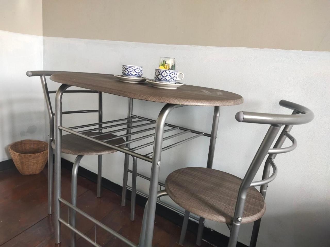 Rhythm Of Life Guesthouse 56 Бангкок Экстерьер фото